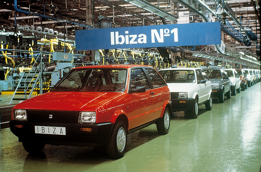 SEAT Vertrag mit ersten SEAT Ibiza Modell